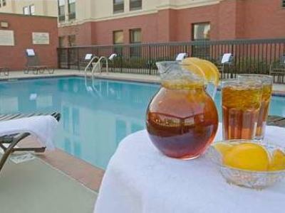 Hotel Hampton & 3*